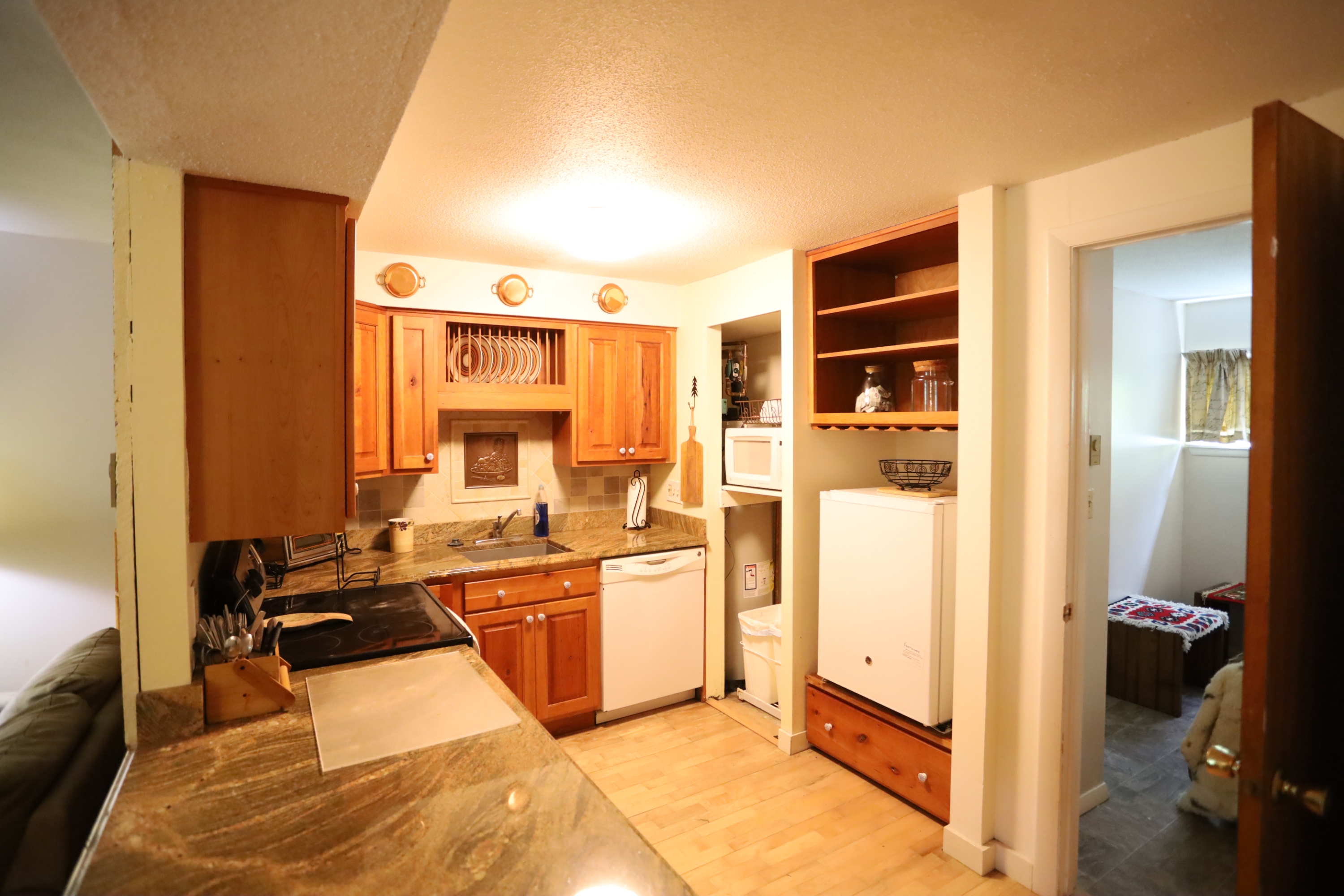 18 Windsor Hill Way- F63 - 1